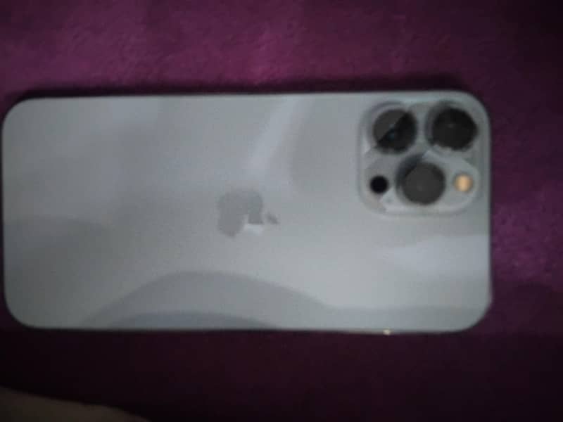 Apple iPhone 13 Pro Max 6