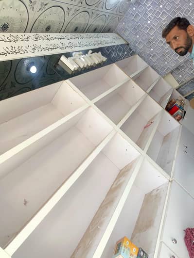 mobile shop ki almari for sale