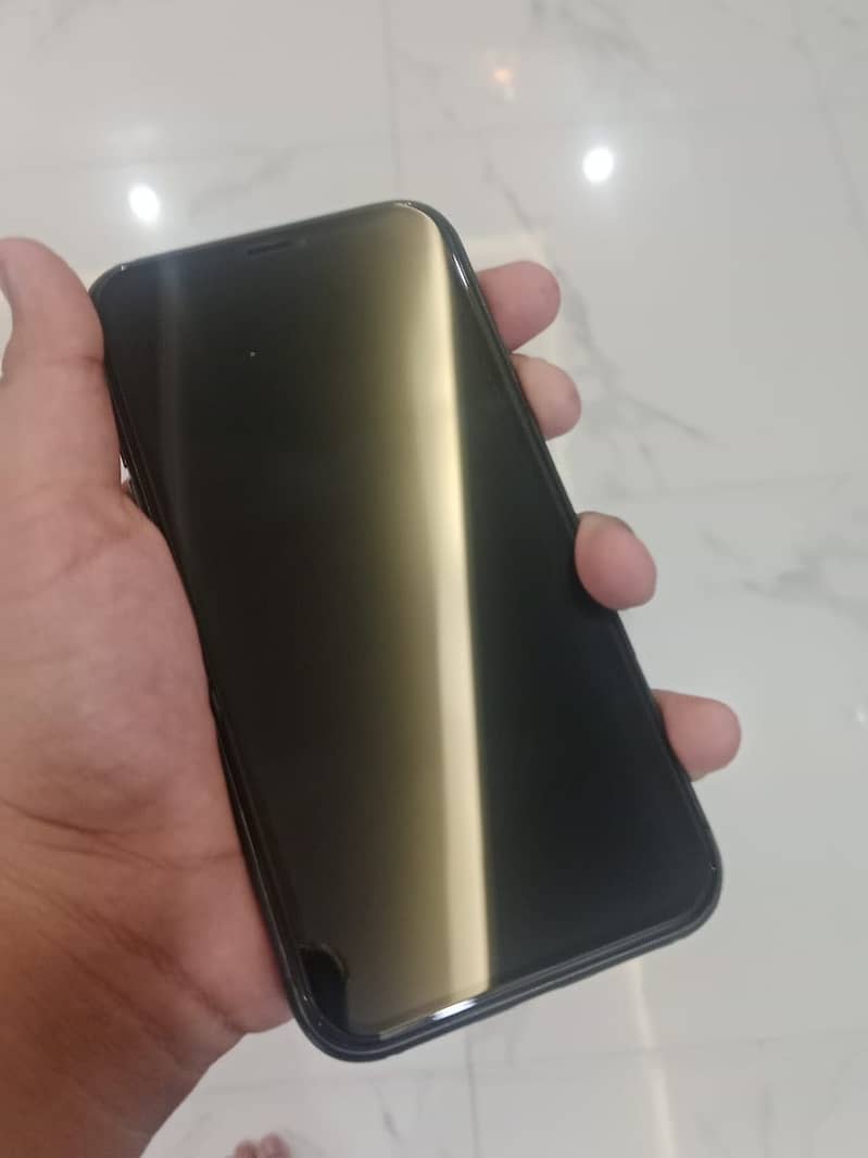 Apple iPhone 11 1