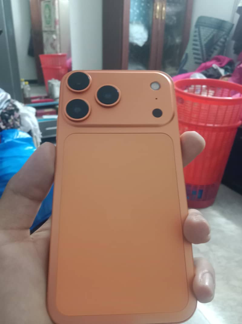 Apple iPhone XR 0