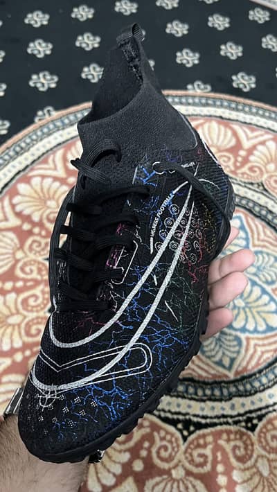⁠Brand New Football Gripper / Boots - Size 41 (10/10 Condition)⁠