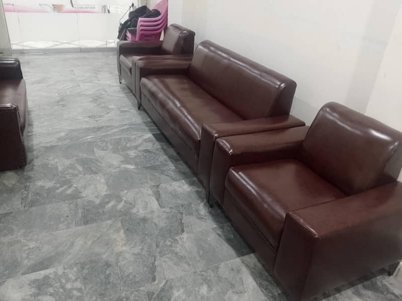 office sofa for sell 0