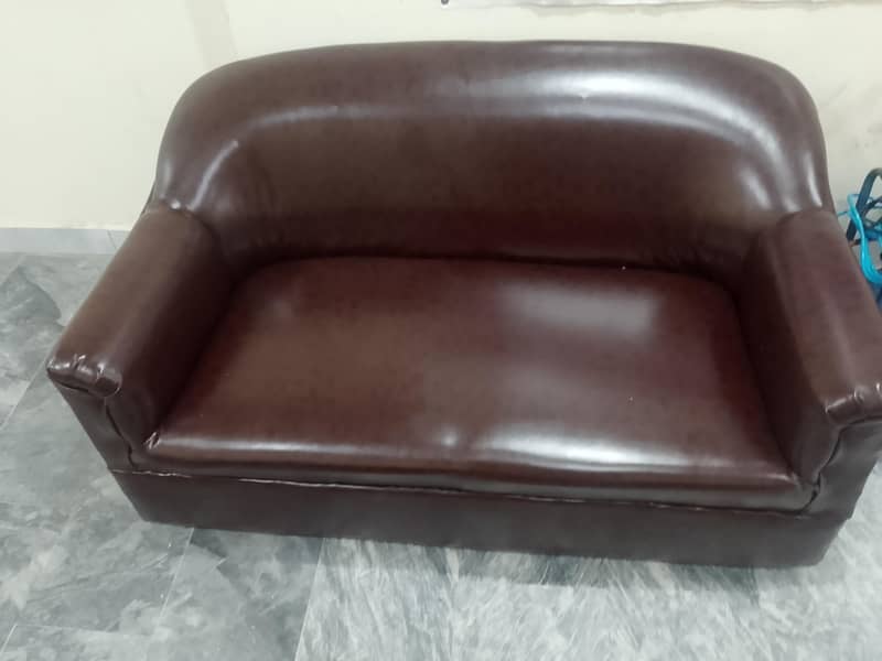 office sofa for sell 1