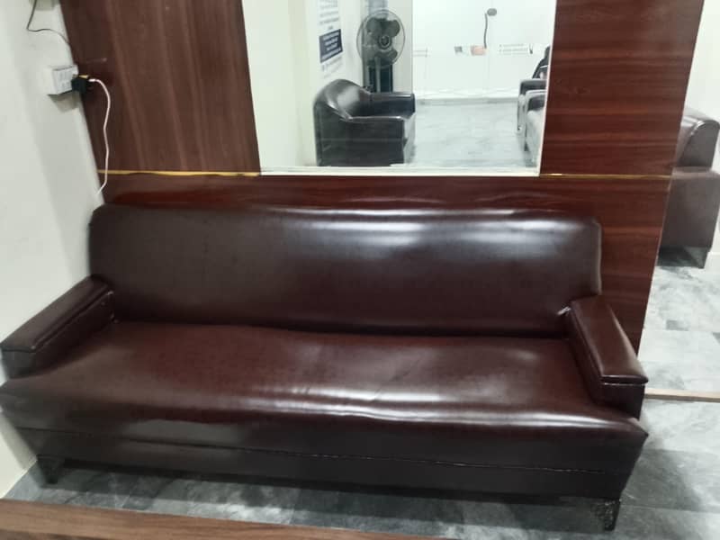 office sofa for sell 5