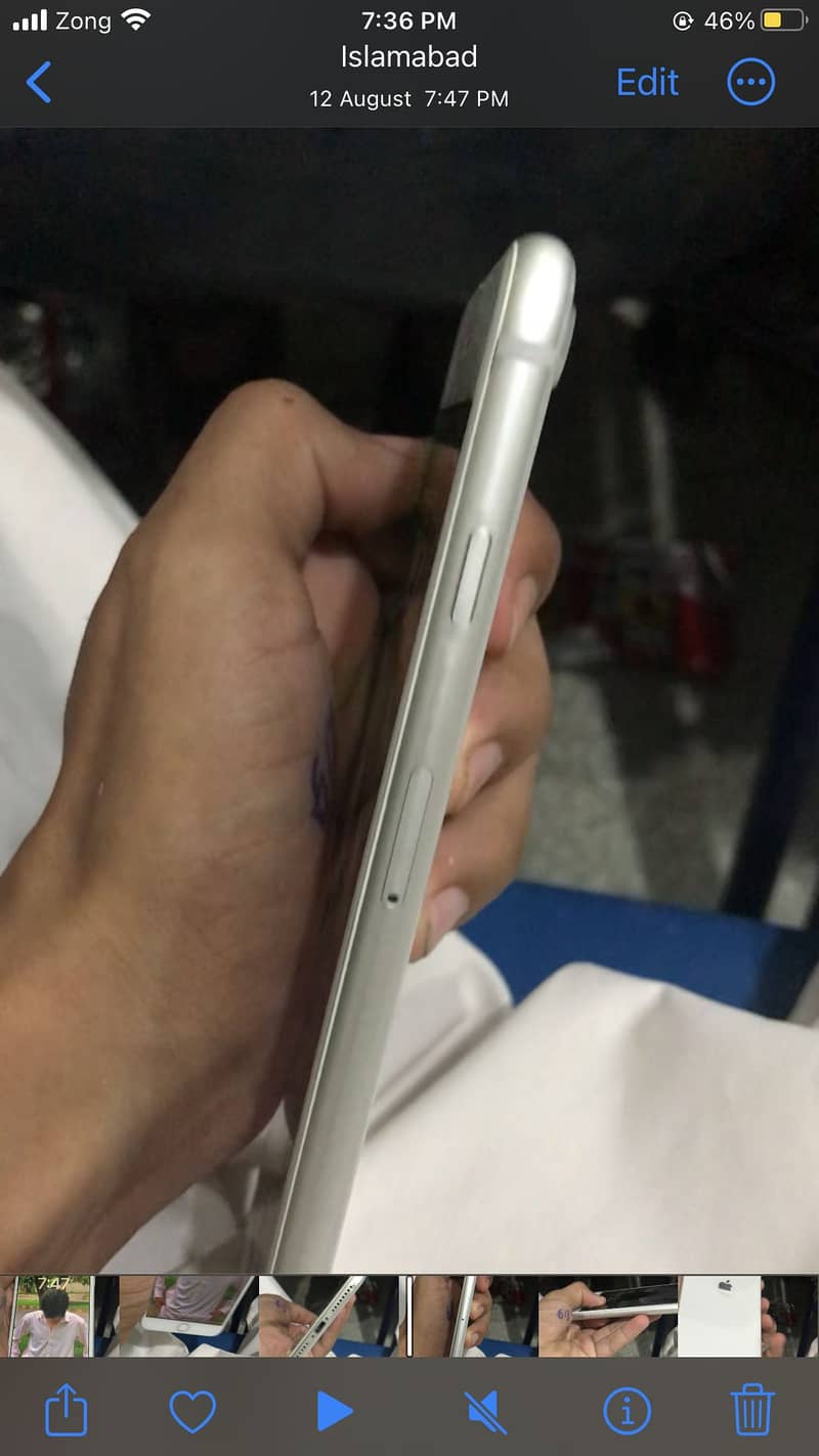 Apple iPhone 8 Plus 4
