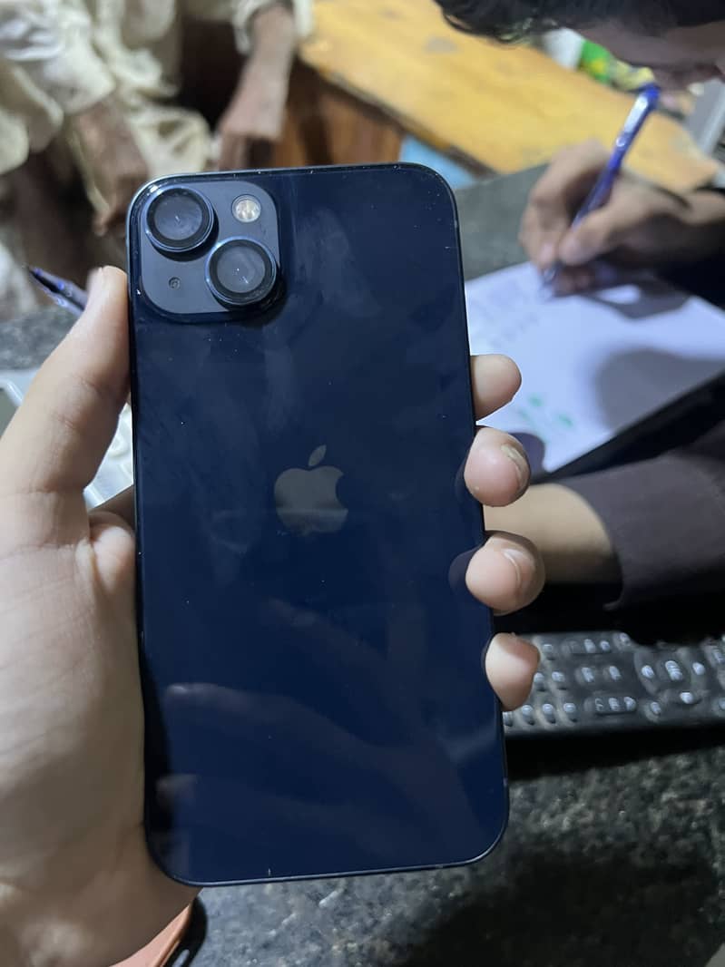 Apple iPhone 13 1