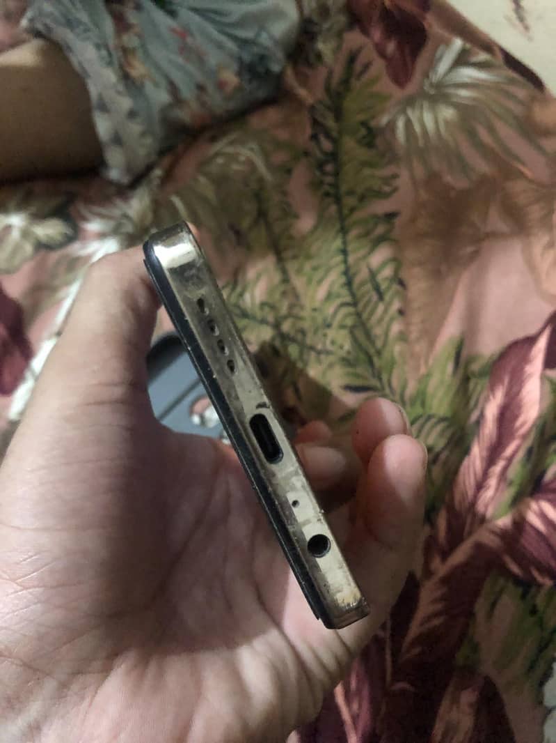 Infinix Note 30 6