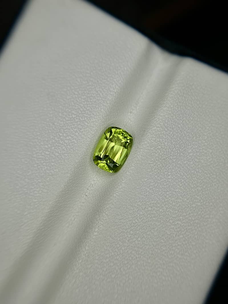 Peridot gemstone 1