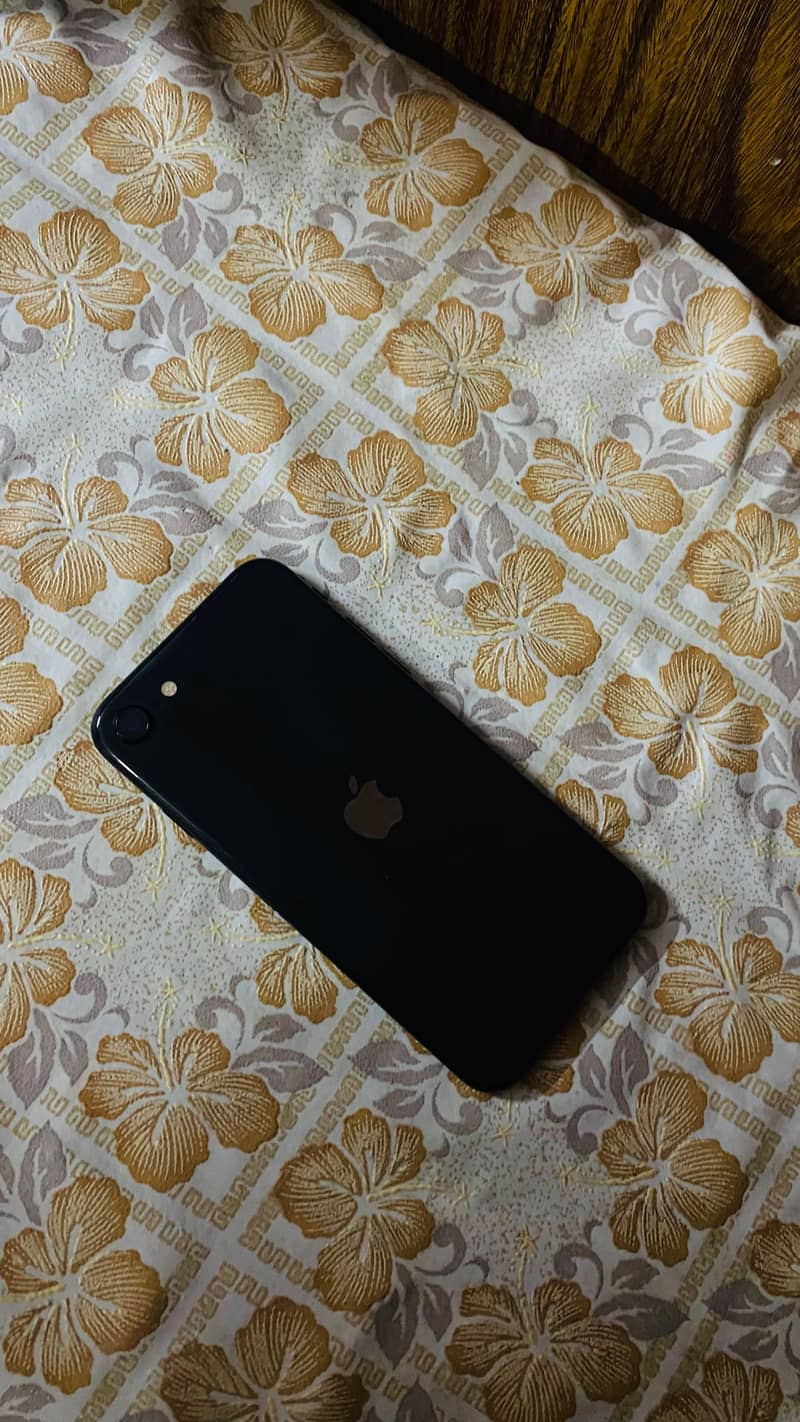 Apple iPhone SE 1