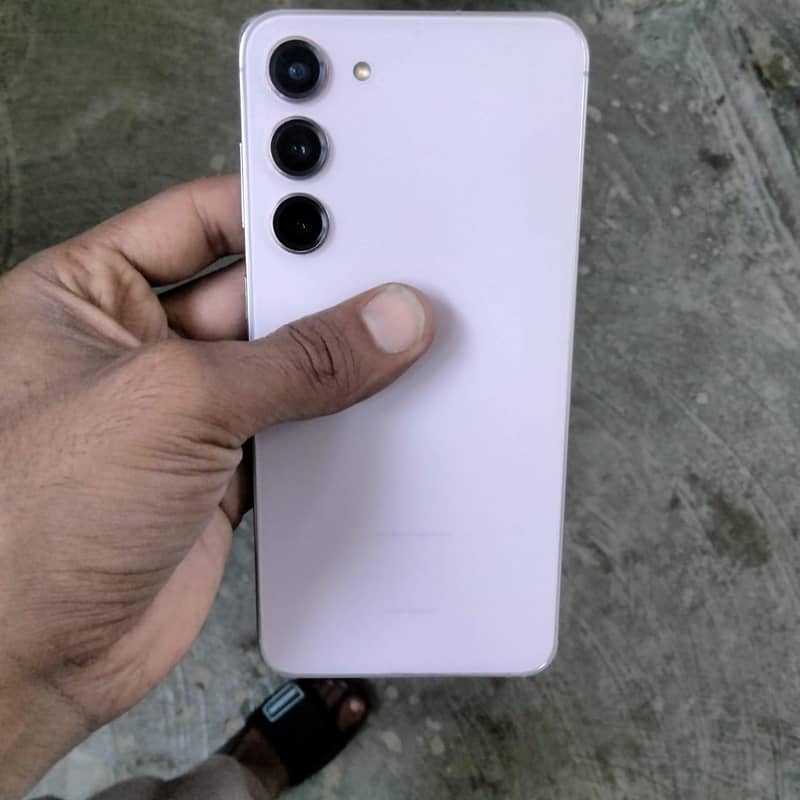 Samsung Mobile S23 Plus 2