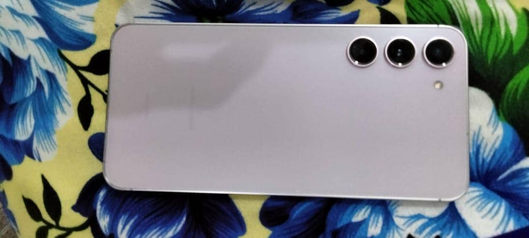 Samsung Mobile S23 Plus 6