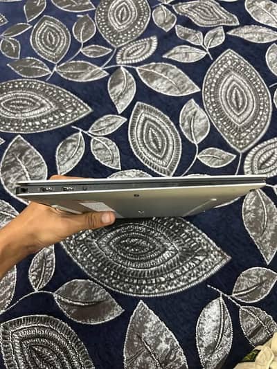 DELL XPS 13 3980 || 8 GB RAM || 512 GB SSD || Intel Core i7 || 8th gen