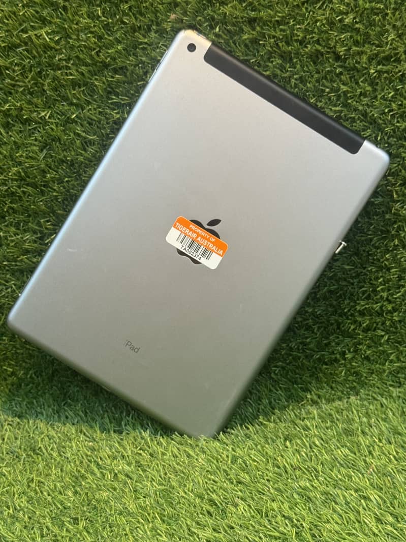 IPAD 7 6th Gen 1