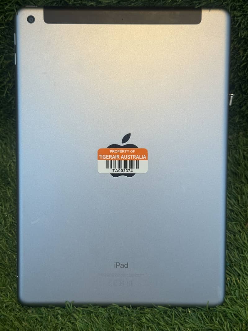 IPAD 7 6th Gen 5