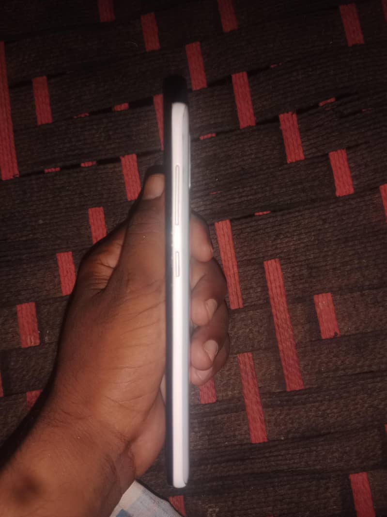 Samsung Mobile A30s 2