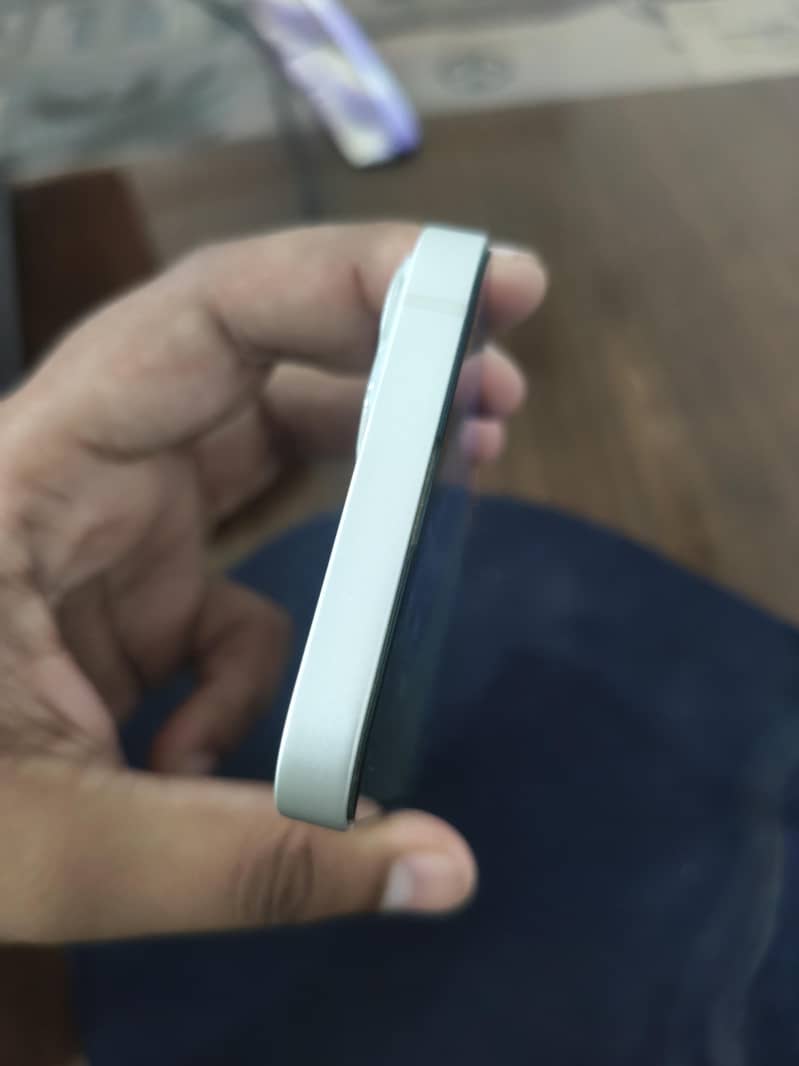 IPHONE 13 PTA APPROVED 4