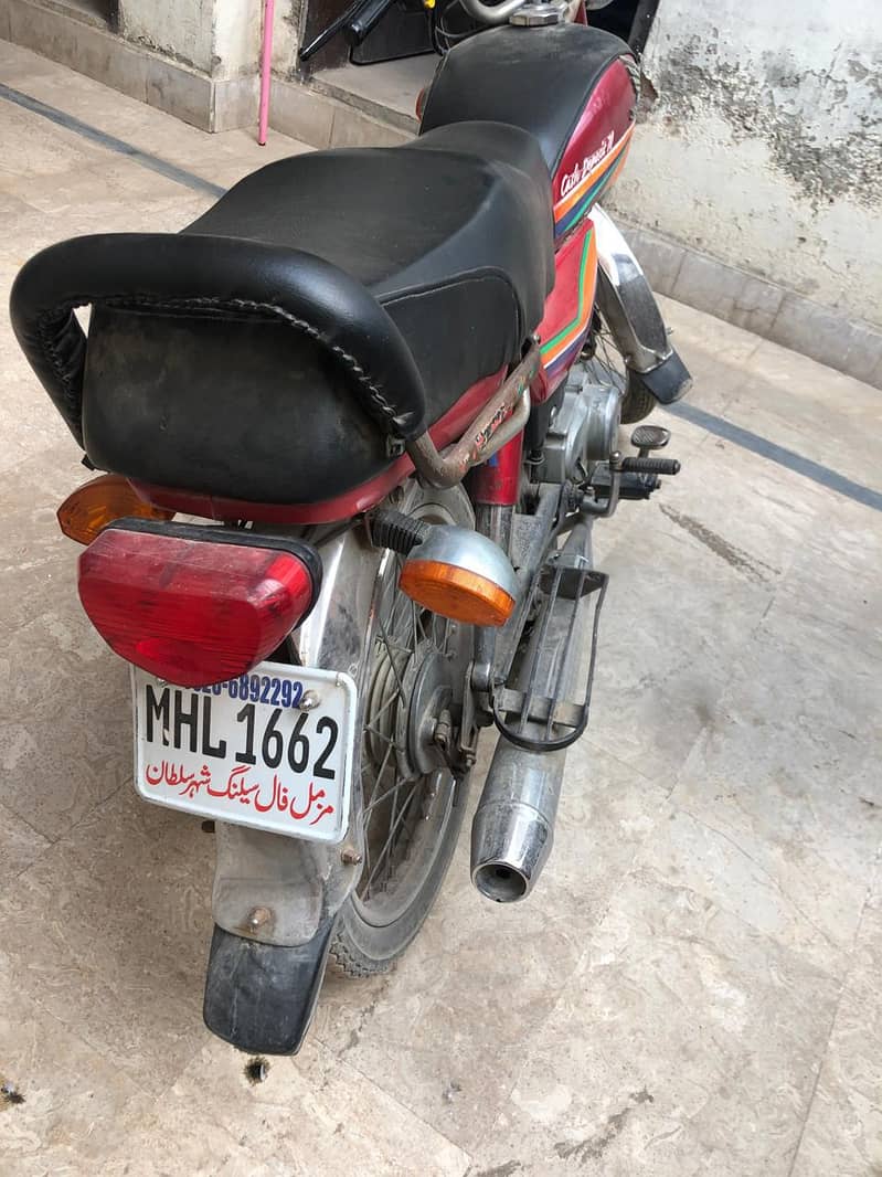 Honda CD 70 4