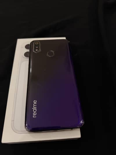 Realme 3 Pro