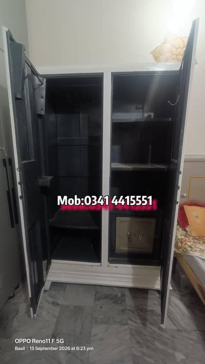 2 door الماری