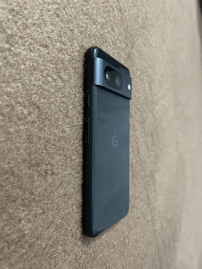 Google Pixel 8 2