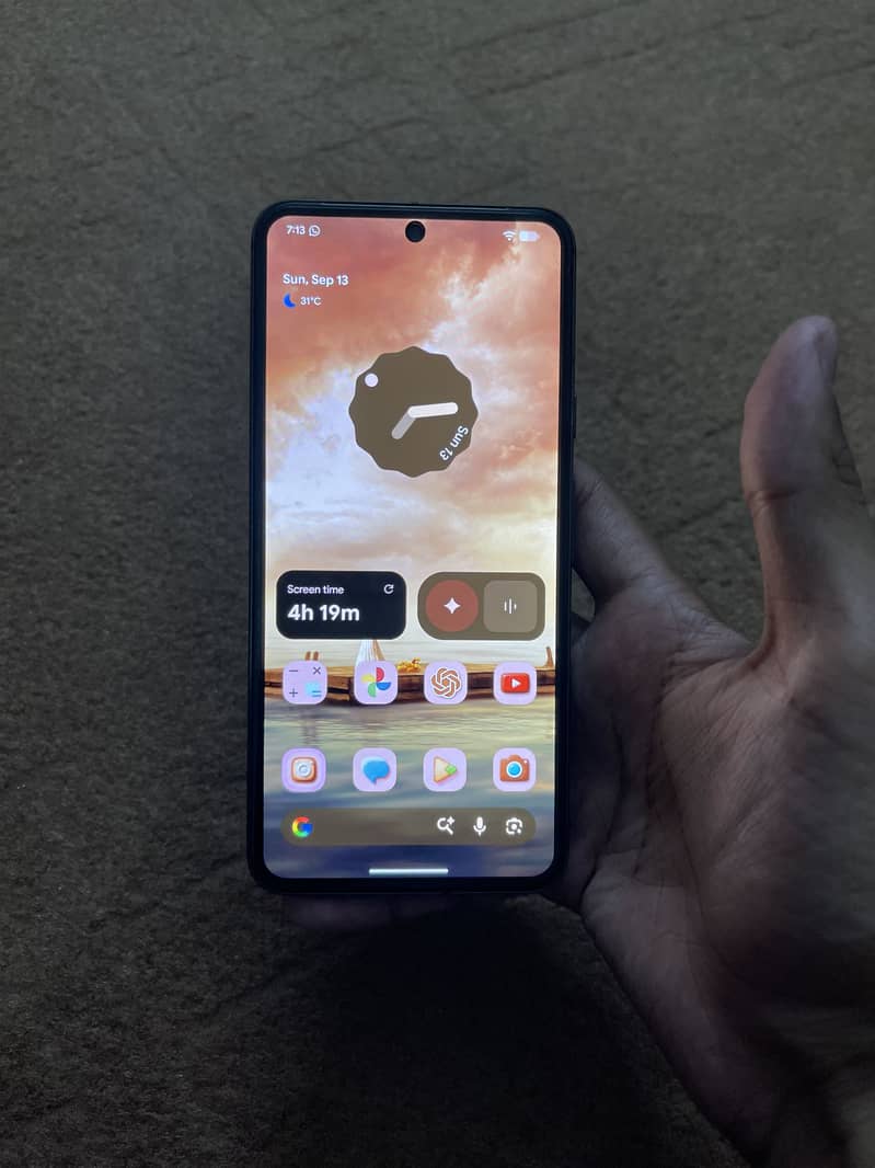Google Pixel 8 3