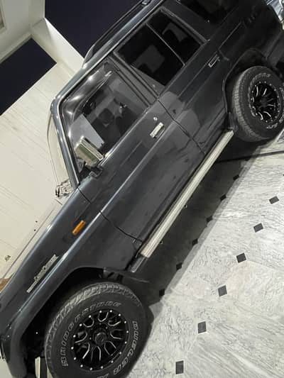 Toyota Land Cruiser 1991 - 0 334 1567257