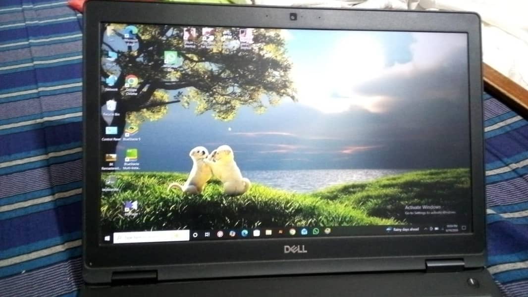 laptop سب کچھ تصویروں میں ہے 0