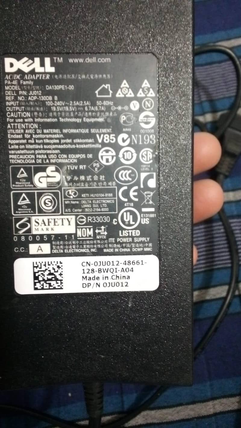 laptop سب کچھ تصویروں میں ہے 2