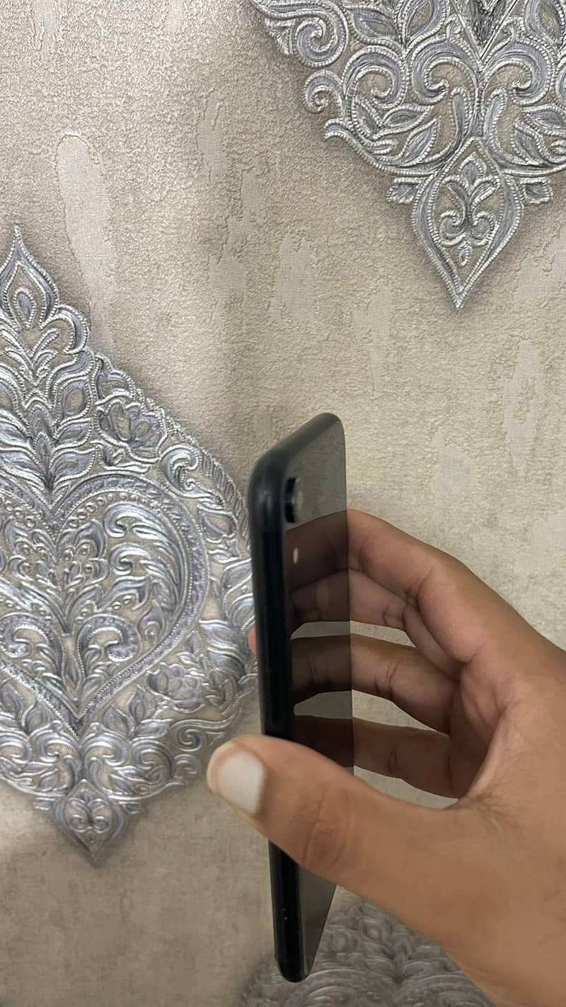 Apple iPhone XR 3