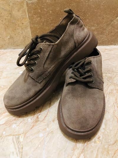 Leather Lace-Up Thick Sole Oxford Shoes