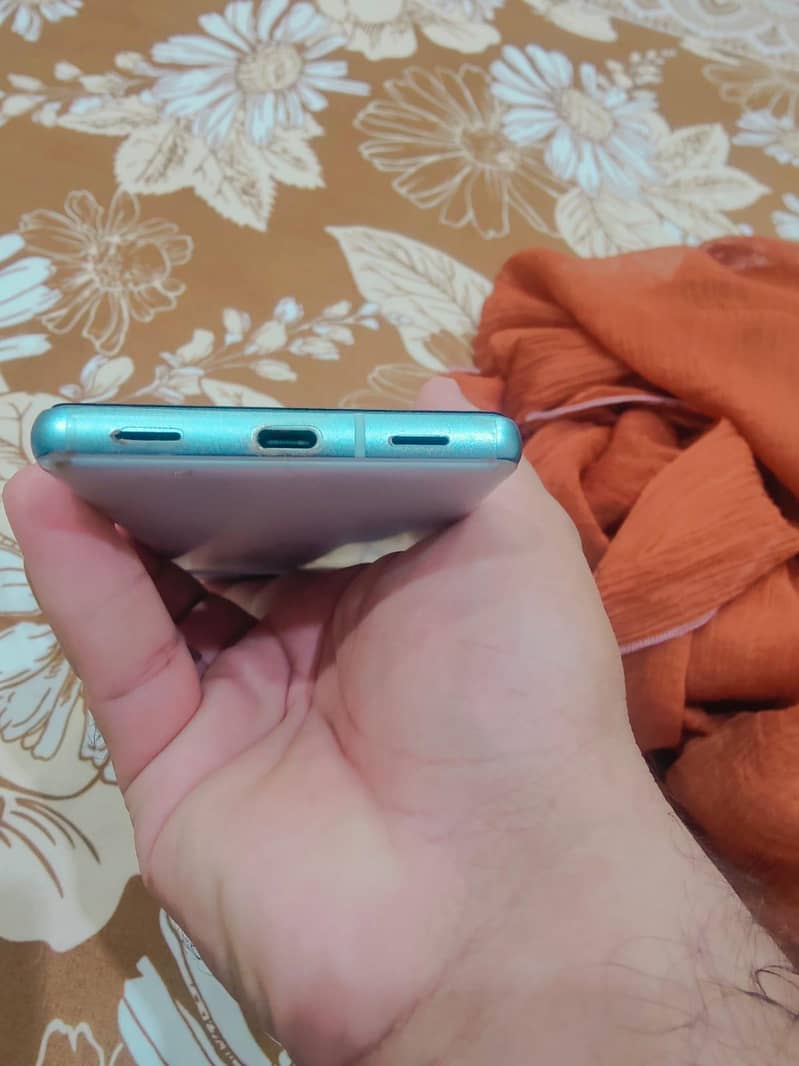 Google Pixel 7a 3