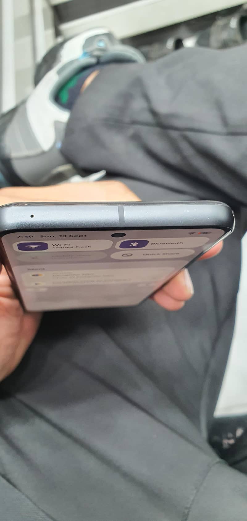 Google Pixel 8 4