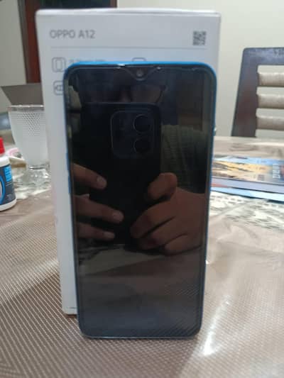 OPPO A12