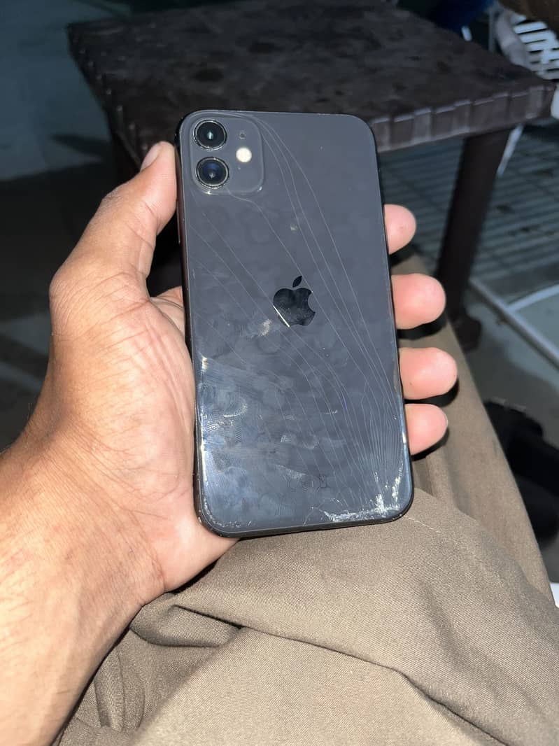 Apple iPhone 11 0