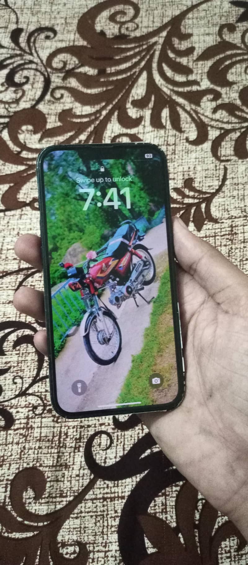 Apple iPhone 13 0