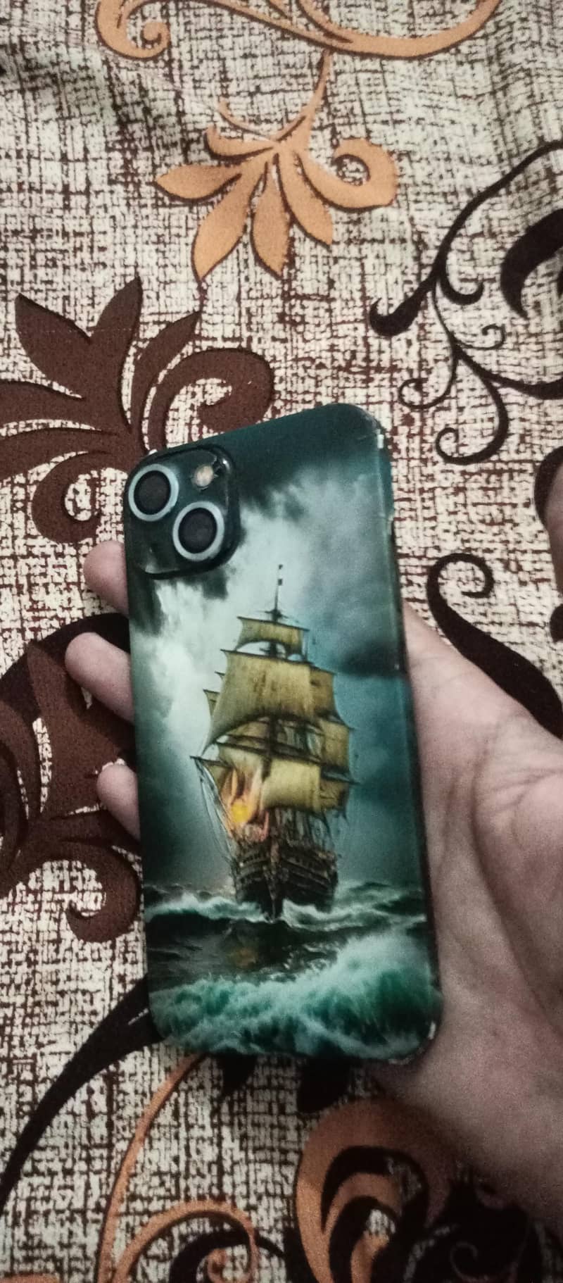 Apple iPhone 13 4