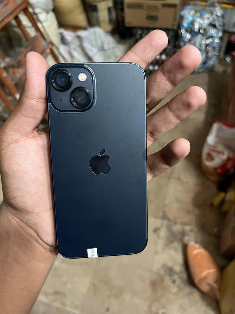 Apple iPhone 13 1