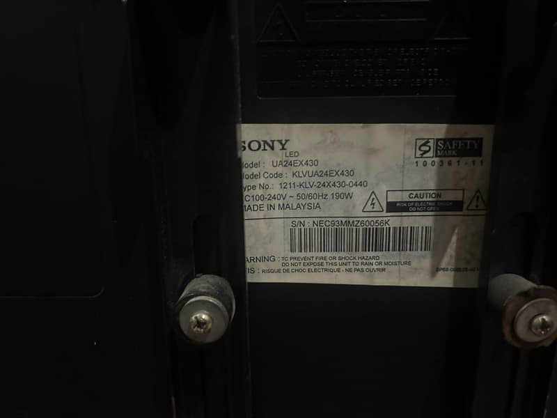 LCD 18" 2