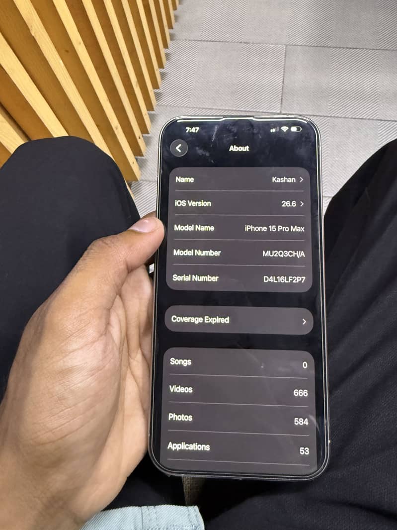 Apple iPhone 15 Pro Max 2