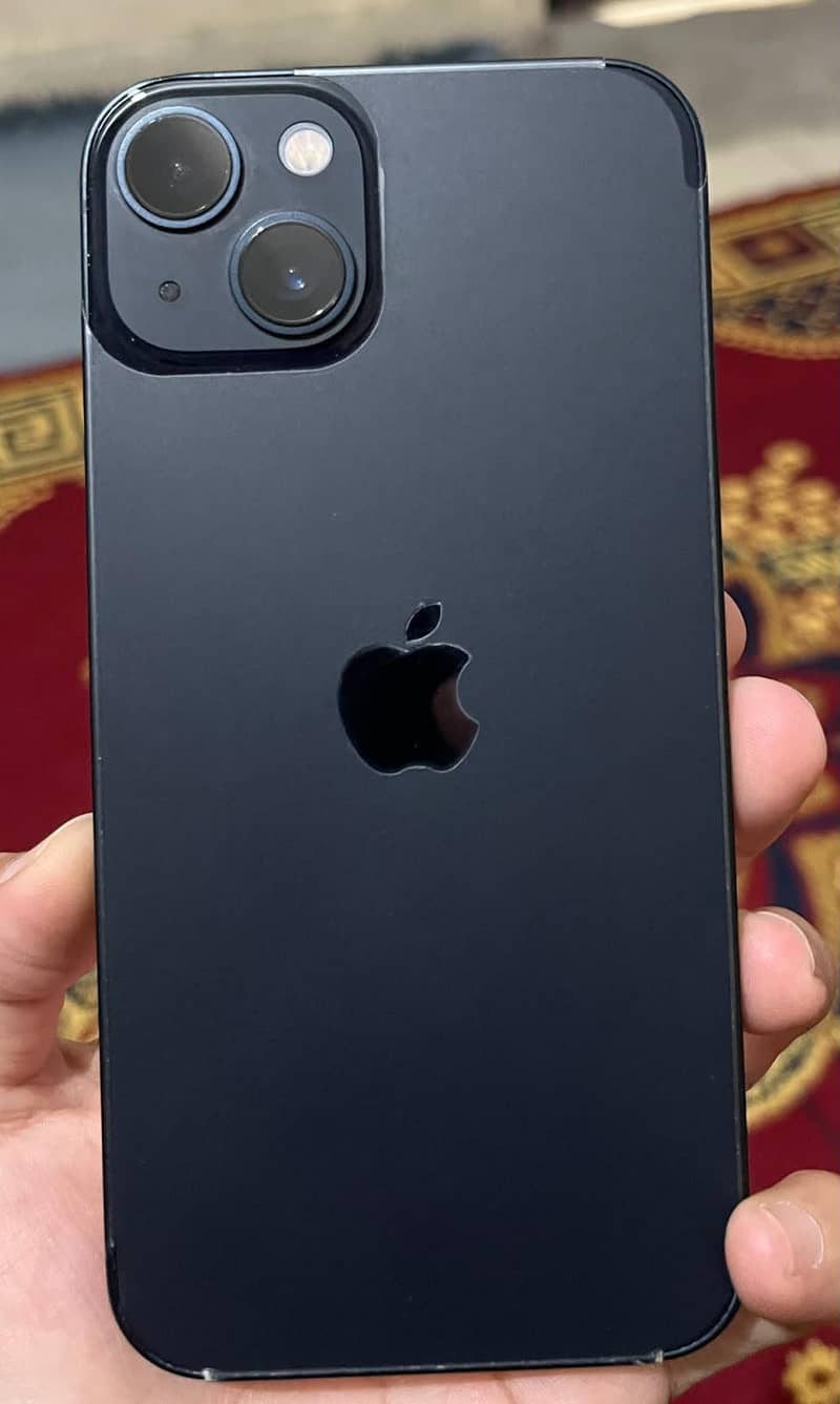Apple iPhone 13 0