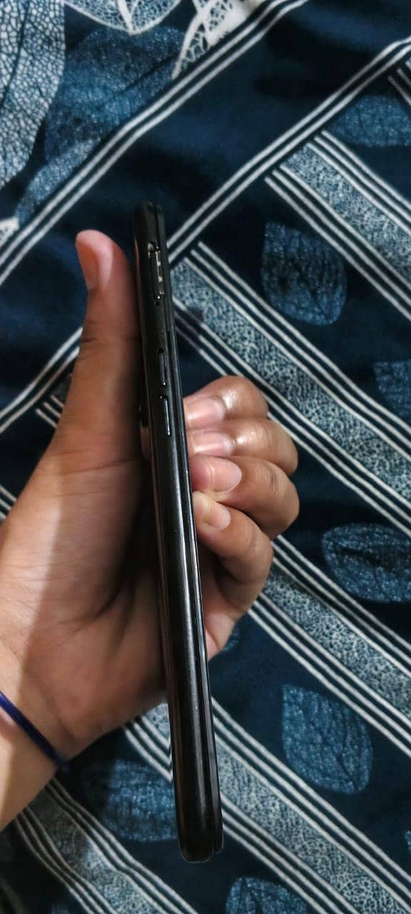 OPPO A31 2