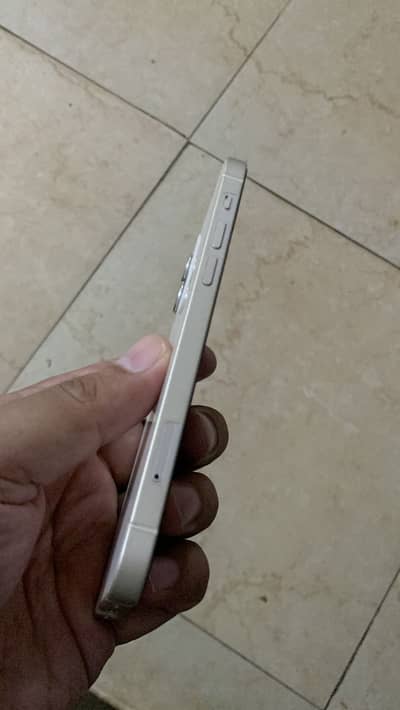 Apple iPhone 12 Pro and iphone12 both pta
