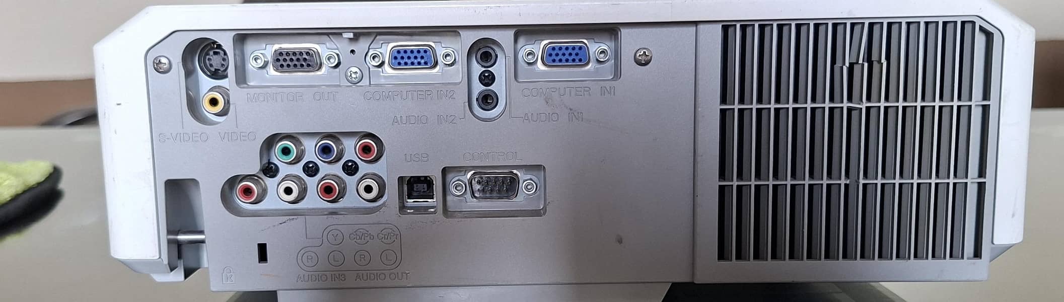 Hitachi 3