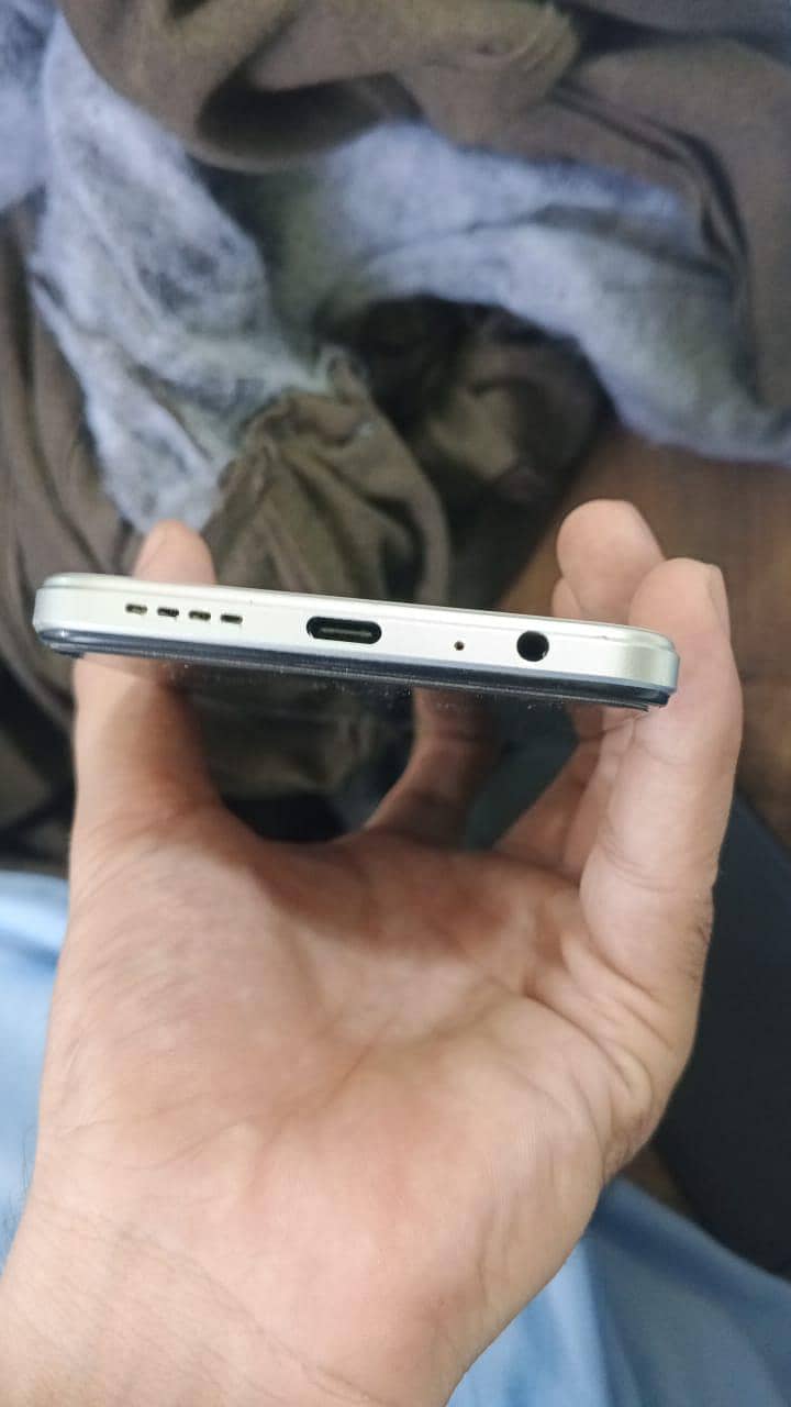 Infinix Note 11 1