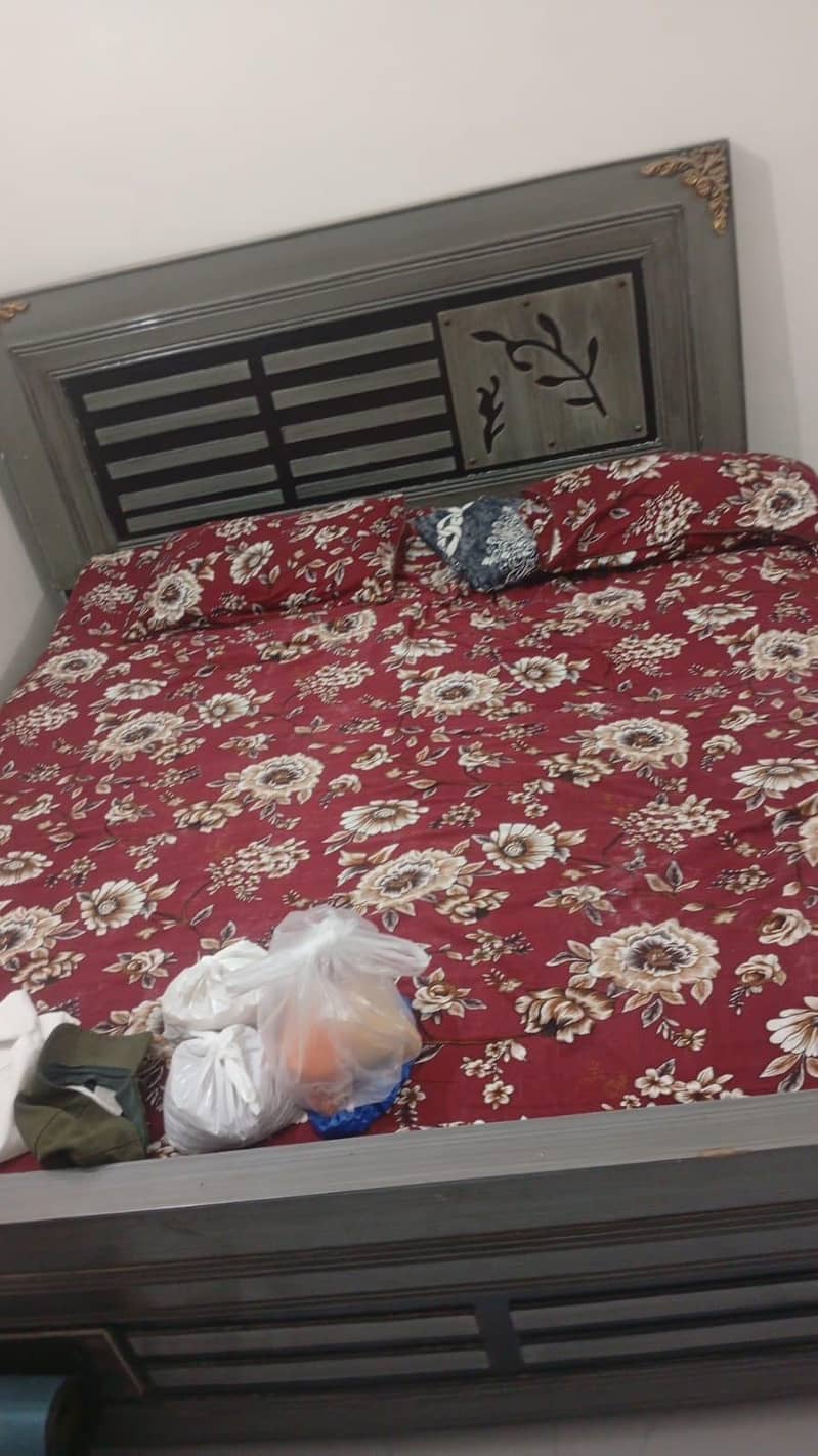 double bed king bed 1
