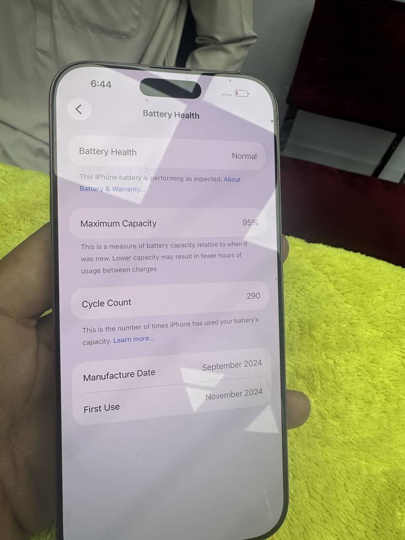 Apple iPhone 16 Pro Max 3