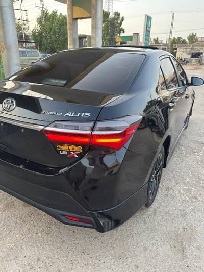 Toyota Altis Grande 2024