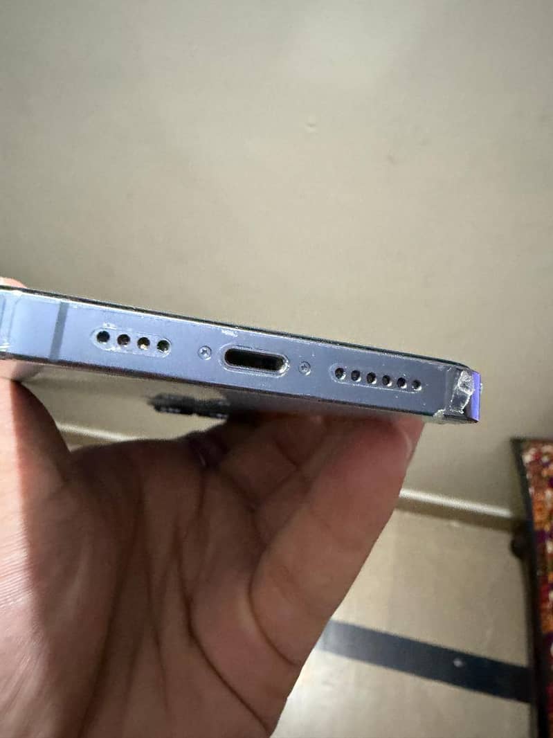 Apple iPhone 13 Pro Max 5