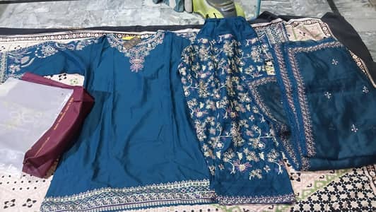 navy blue,embroided dress new for sale