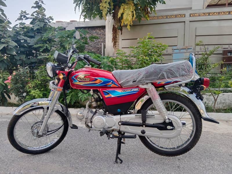 united 70cc 3